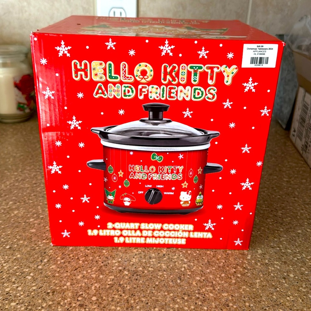 Hello kitty and friends crockpot 
2 Quart slow cooker

***Brand new never used